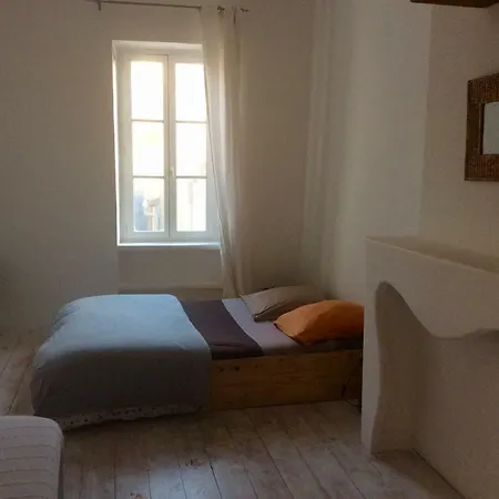 La Planque 3*